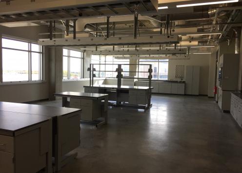 The Allgeier Lab during construction - workbenches.